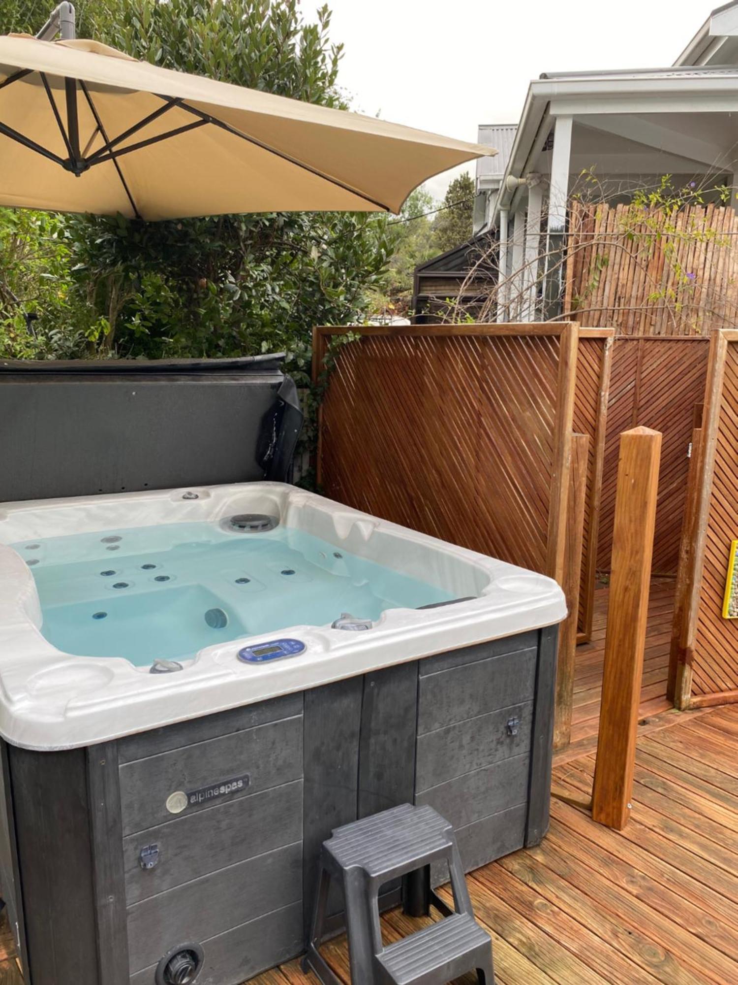 Superb Studio Retreat With Spa, Pool & Bbq Access Whanganui Exterior foto